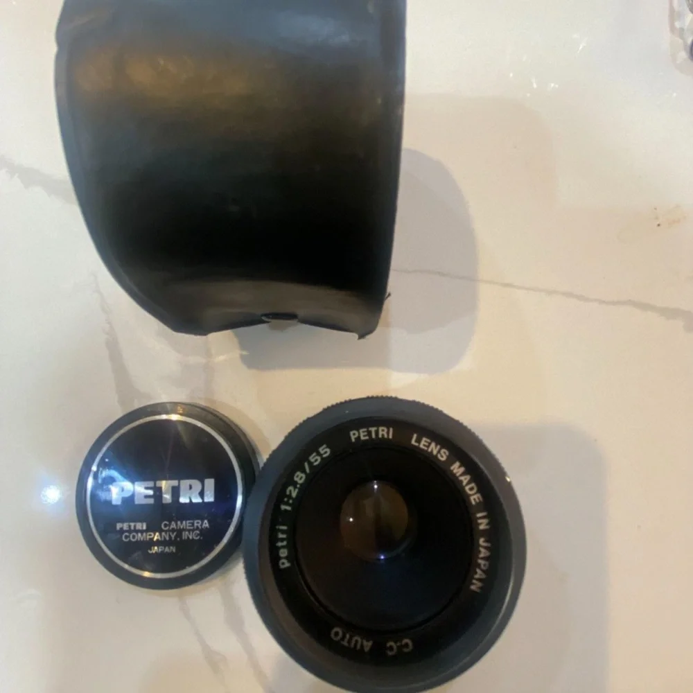 Petri 55mm Lens f2.8 Cap